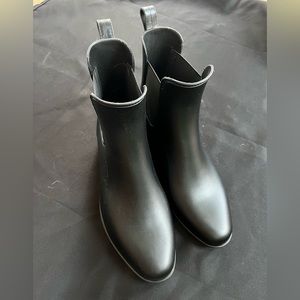 Rainboots - A New Day